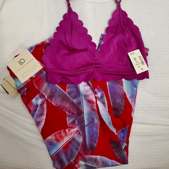 Crop Leggings. Buy this set and Get big Discount